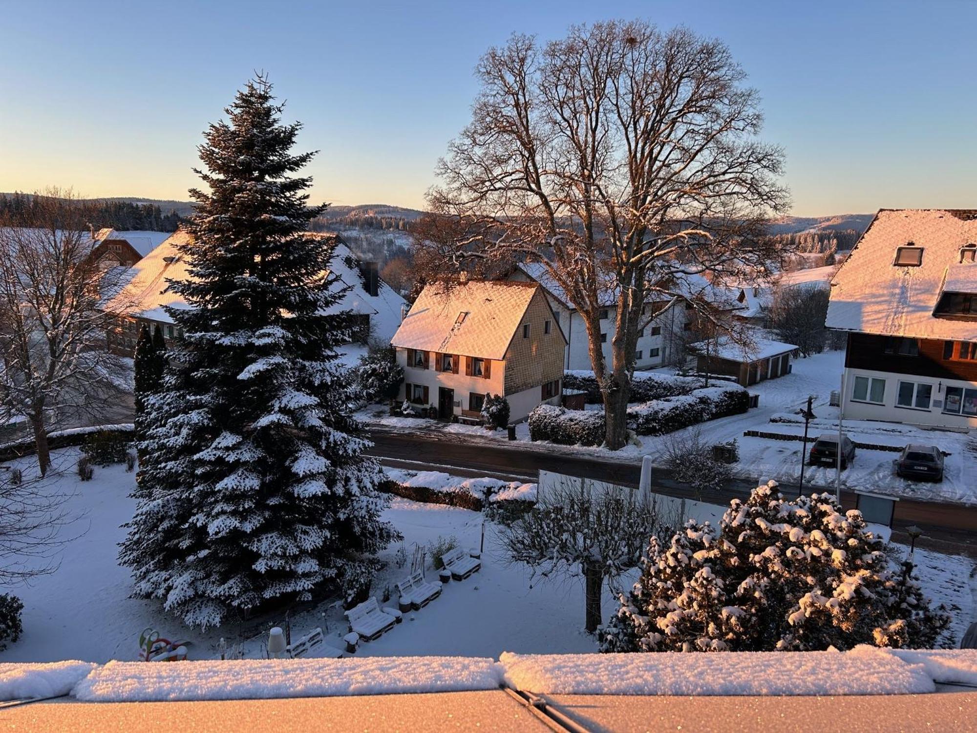 Hotel Hochfirst Lenzkirch Esterno foto